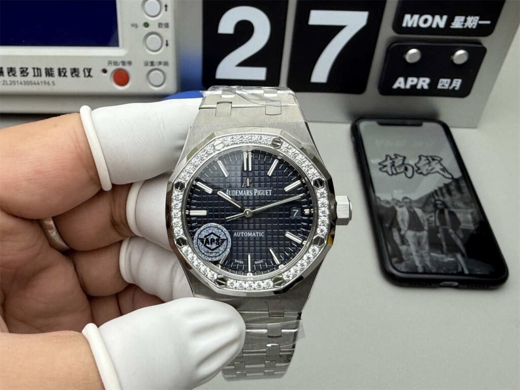 APS Factory Audemars Piguet Royal Oak 15451 Blue Dial 37mm Lady Replica Watch